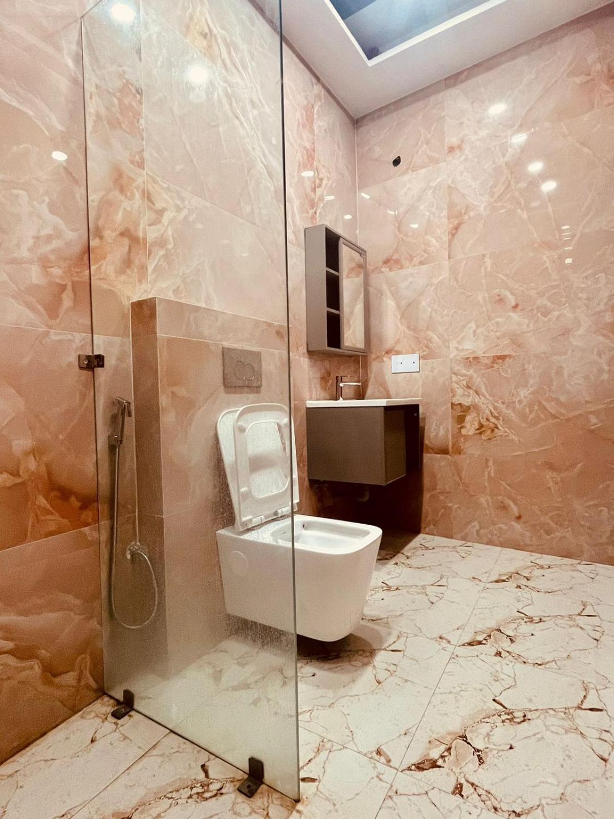 Faizābād Hotel Ram Anandam Inn מראה חיצוני תמונה